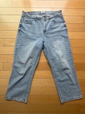 Kensie Light Blue Retro Luxe Cropped Straight Jeans